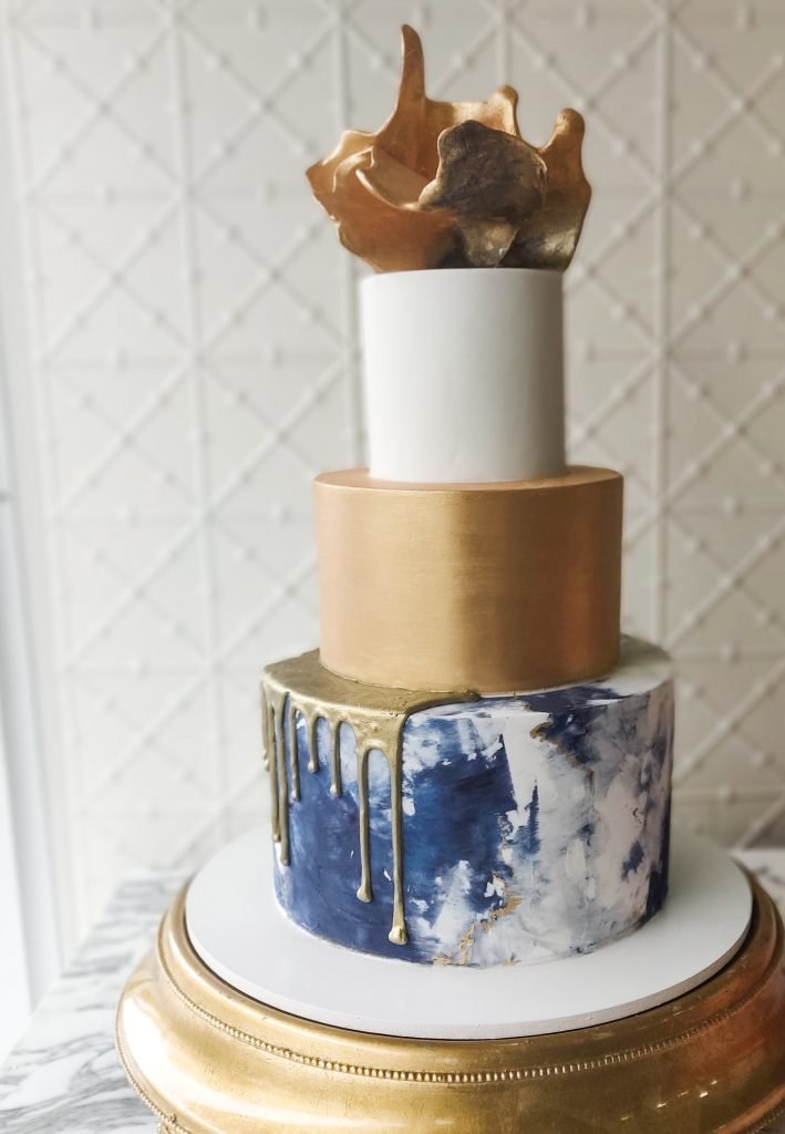 Faye Cahill Cake Trends blue and white gold 