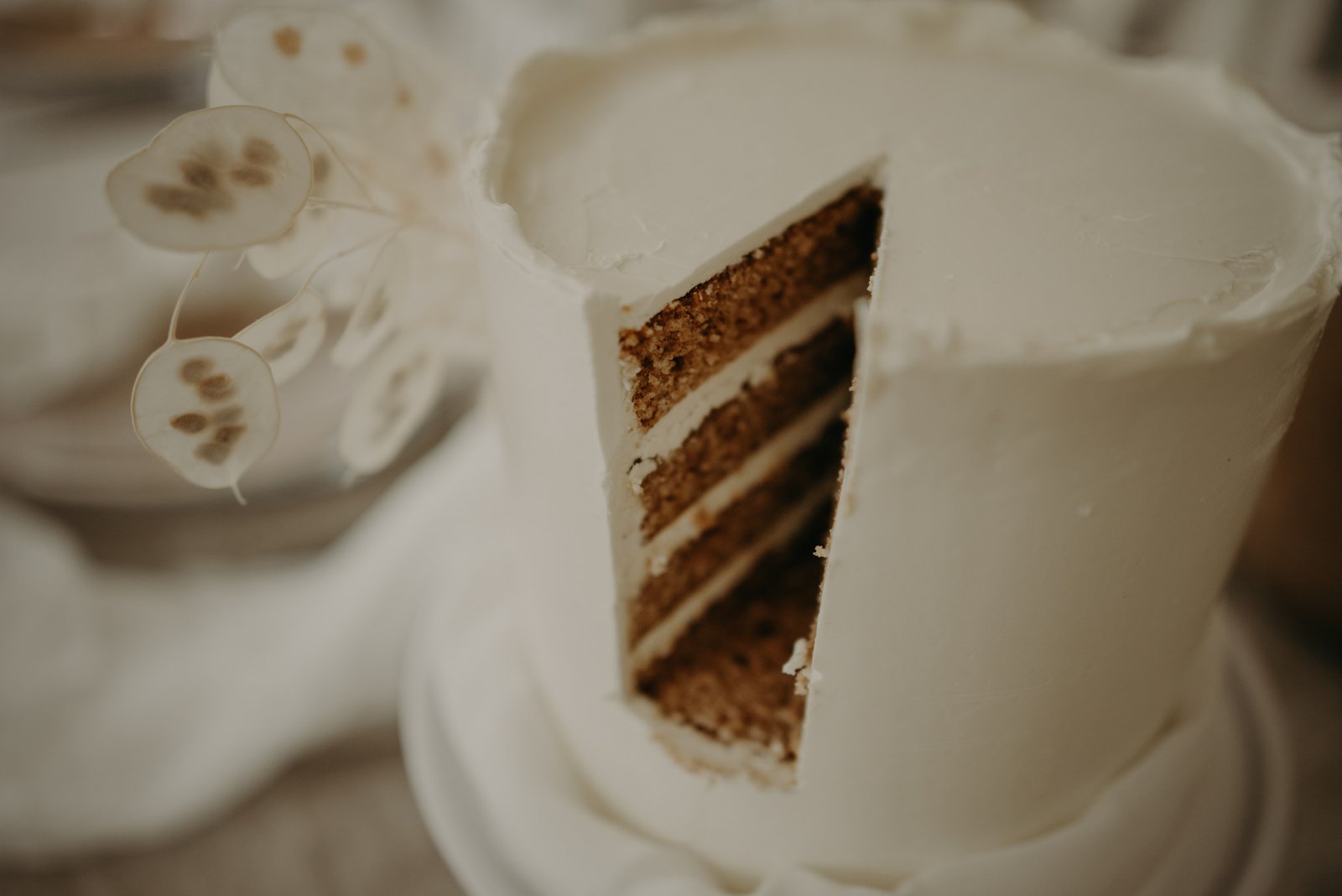 Two Brides Ethereal Wedding Inspiration wedding cake