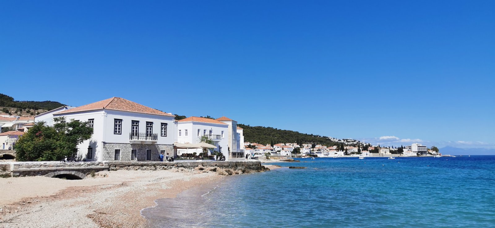 House by the sandy beach in Spetses Island