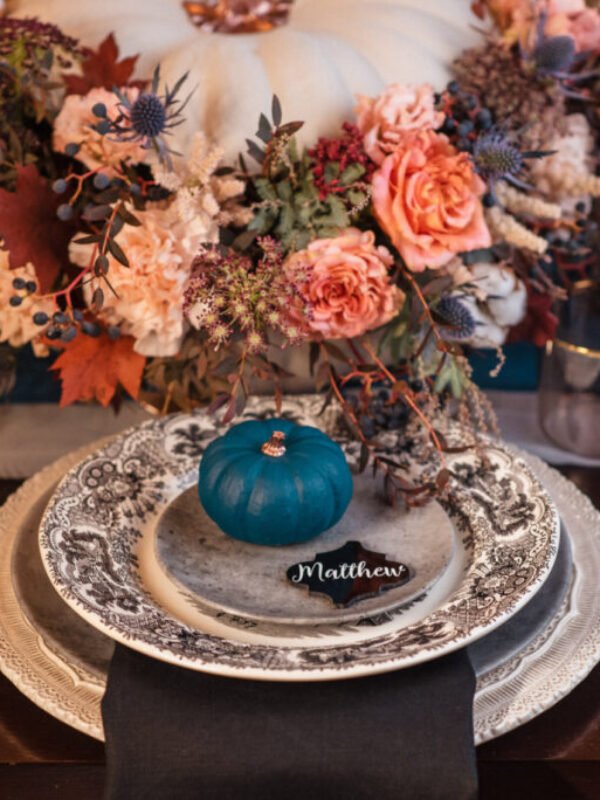 Hey Pumpkin table setup fall themed décor