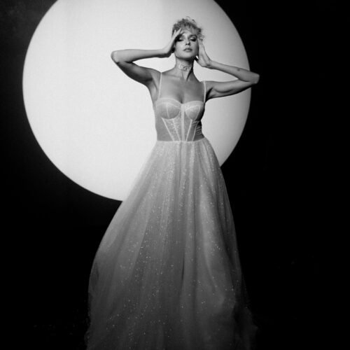 Bride against the artificial light Recognize-High-Quality-Wedding-Videography