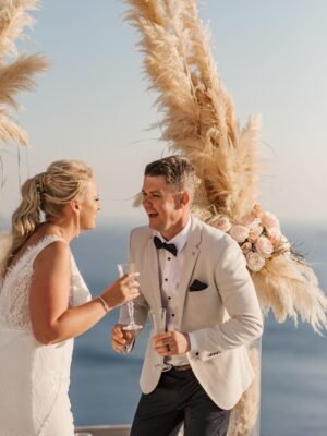 Ellwed’s List: Wedding Venues in Santorini with Spectacular Sunset Views