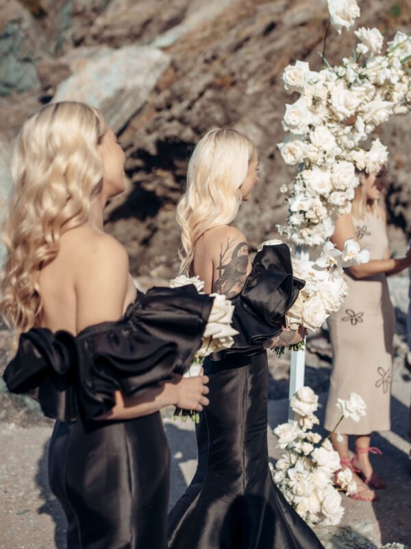 Real-Chic-Stylish-Wedding-Skopelos-by-LisaVigliottaPhotography-on-Ellwed-14-1