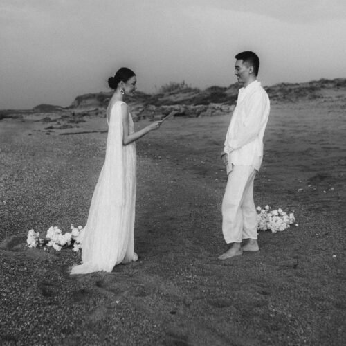 Serene-Destination-Elopement-Rethymno-Crete-by-AstrinosAlexandrakisPhotography-PipistrelloEvents-on-Ellwed (30-1)