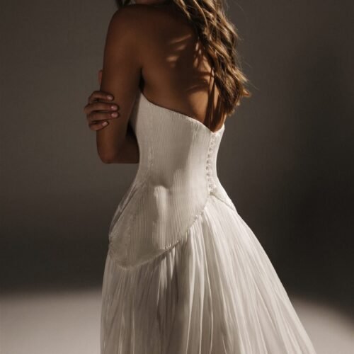 Hera Couture - Serene Echos