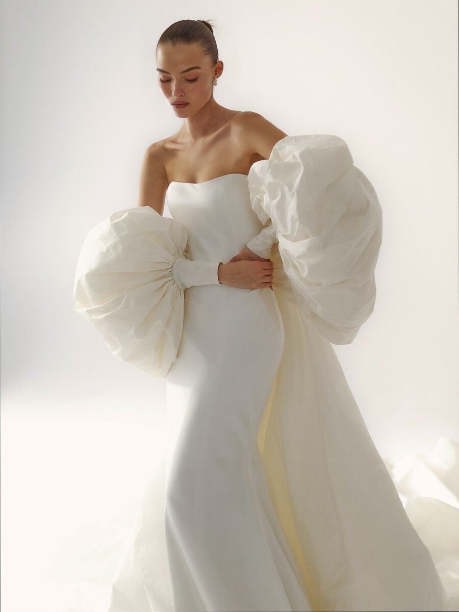 This Minimal Bridal Collection by Lihi Hod Is Redefining Modern Wedding Dresses