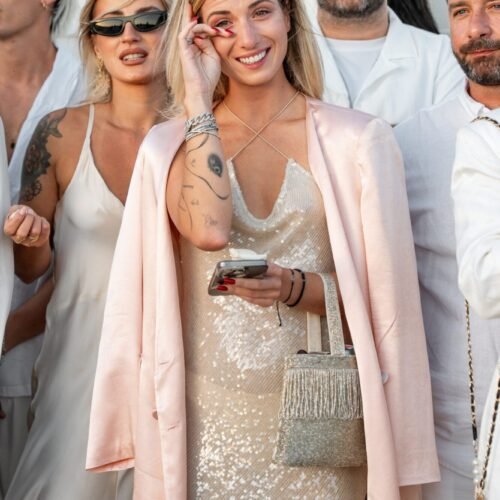 Modern-Spiritual-Wedding-in-Mykonos-by-Desmos-Weddings-on-Ellwed (62)