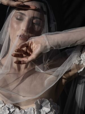 How To Style a Breezy Greek Island Bridal Look