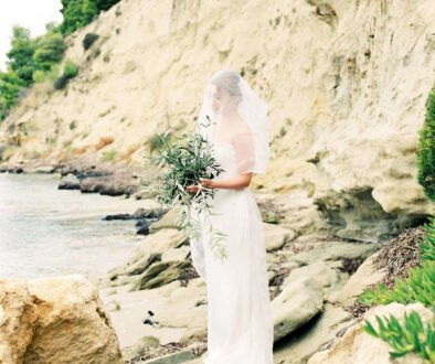 greece-intimate-wedding-bridal-portrait-by-dreamwood-films-on-ellwed-6